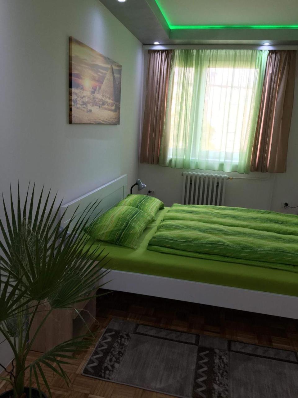 Green Dreams Новий Сад Екстер'єр фото